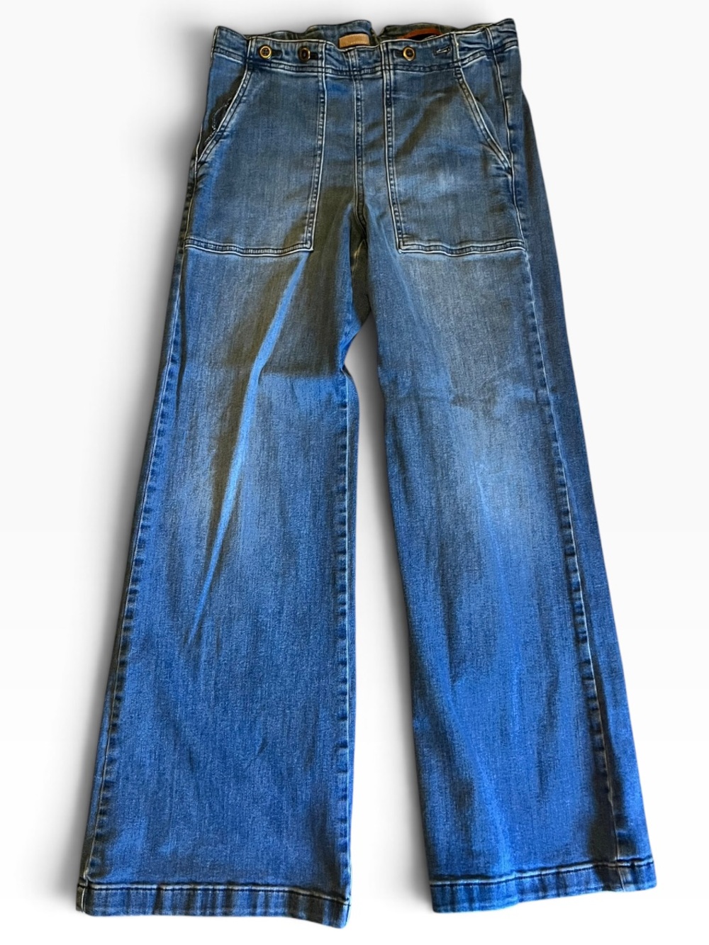 Pilcro Wide-Leg Patch Pocket Jeans in Blue